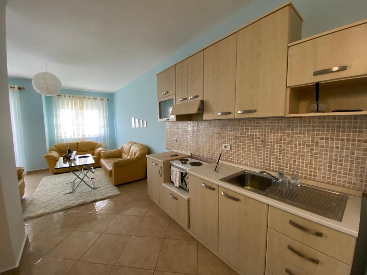 Seashell Apartment ドゥラス エクステリア 写真